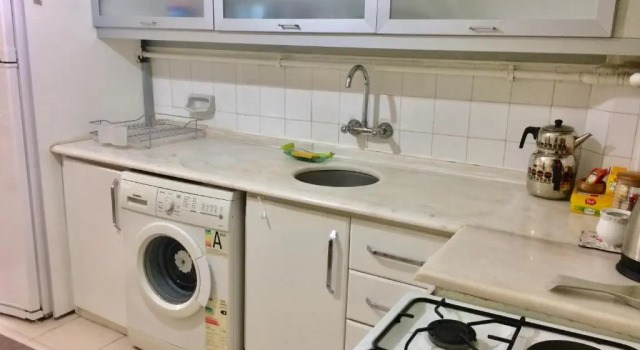 Апартаменты Comfy Flat 2 No Air Condition but has ceiling fans and central Heating