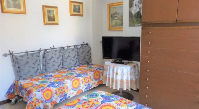 B&B Tiffany, Book Bed and Breakfast Hoteller i Domodossola med parkering, Parkering