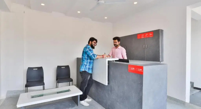 Nova Hotel New Crossroad, Rezerwuj Hotel Hotele w Gujarat ze śniadaniem, Śniadanie