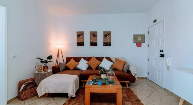 Holiday 1 Bed Apartment With Pool in Albufeira, Rezerwuj Apartament Hotele w Algarve z parkingiem, Parking