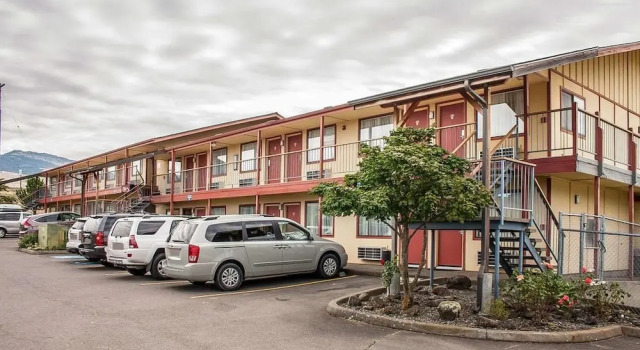 Econo Lodge, Rezerwuj Hotel Ashland Rogue Valley