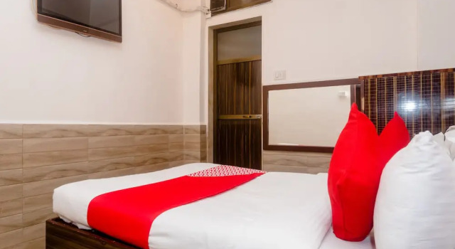 OYO 27680 Hotel Stay Inn