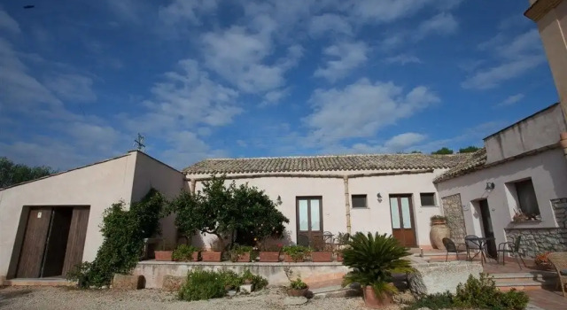 Agriturismo Baglio Donna Santa