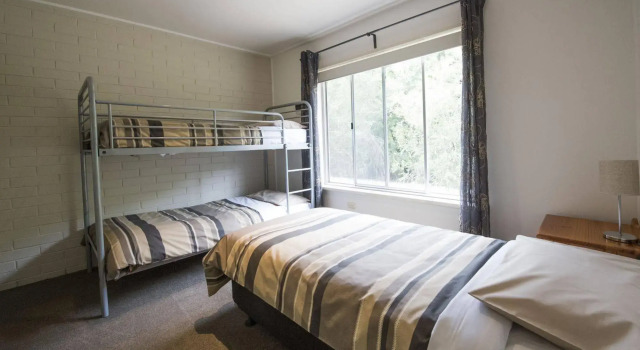 Restaway Holiday Units, Buchen Sie Ferienwohnung Porepunkah Victorian High Country