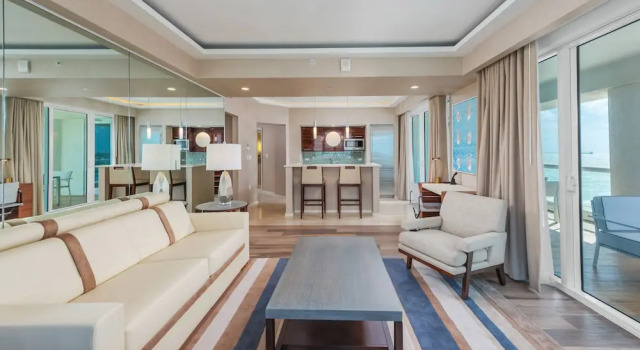 Private Residences at Conrad by Lrmb, Забронировать Отель Бизнес-отели Форт-Лодердейл, рядом с Пляж Себастьян-стрит, 4* 5*