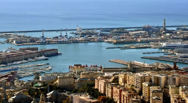 Genova Principe Suite, Забронировать Гостевой дом Генуя Итальянская Ривьера, рядом с D'Albertis Castle