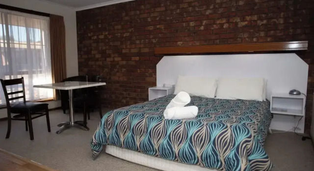 Семейный номер Standard с видом на внутренний двор Donald Motor Lodge