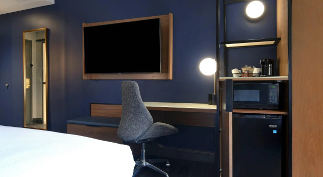 Двухместный номер Standard с видом на город Courtyard by Marriott Cincinnati Downtown