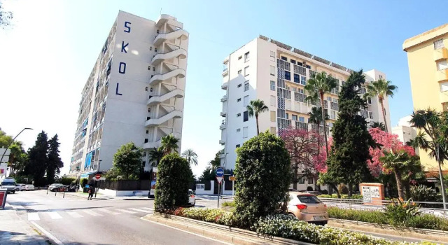 SKOL 424 Stunning One-bedroom apartment with sea views