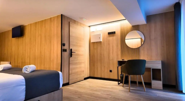 Номер Deluxe Hotel Catanies