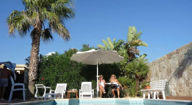 Вилла Villa Pino with exclusive private pool only 50m from the beach