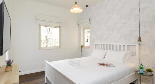 Arlozorov by TLV2RENT, Забронировать Отель Тель-Авив Тель-Авивский округ, рядом с Площадь Рабина