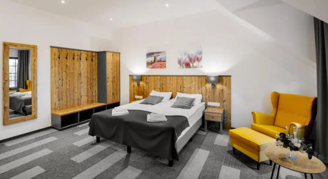 Полулюкс Hotel Nowa Holandia