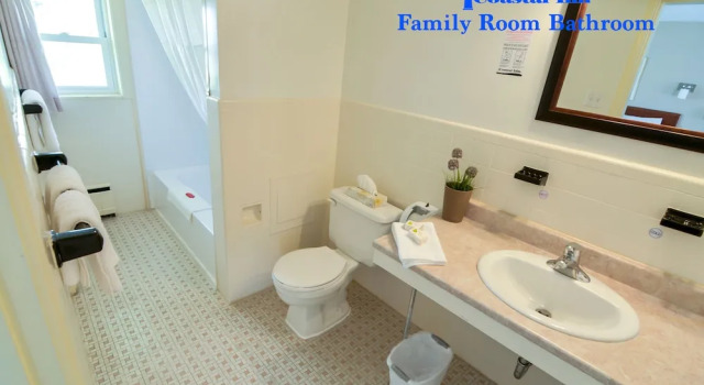 Четырёхместный семейный номер Standard Coastal Inn Antigonish