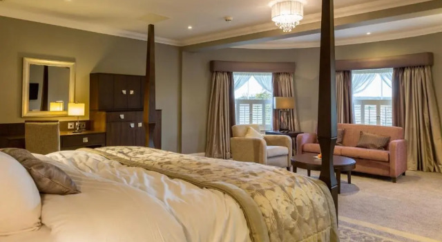 Люкс Oakley Hall Hotel