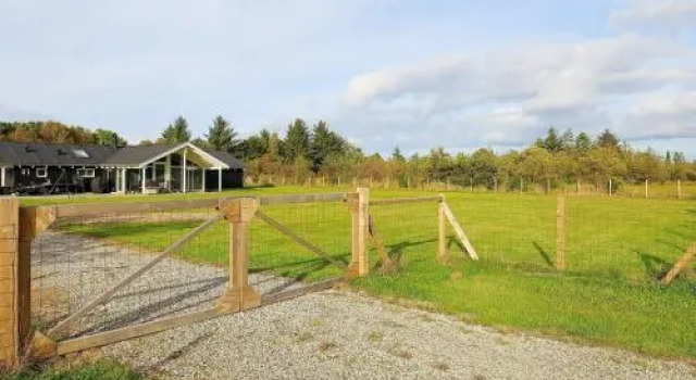 Holiday home in Broager 4, Rezervovat Hotel Ålbæk 