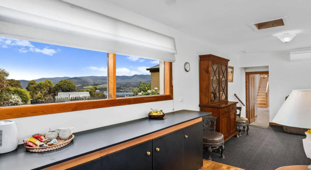 Brightwater BandB, Book Hotel Tinderbox Huon Valley