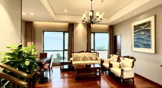 Люкс с 2 комнатами с видом на озеро Tianmuhu Hotel