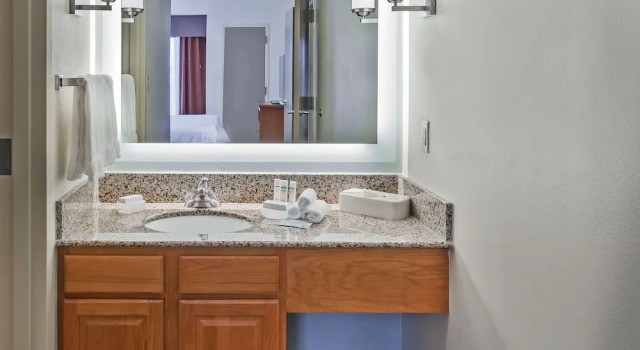 Двухместный люкс c 1 комнатой Homewood Suites by Hilton Brownsville