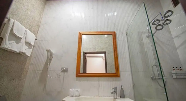 Номер Superior Ang Thong Hotel