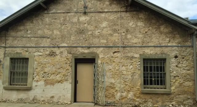 Кровать в общем номере YHA Fremantle Prison