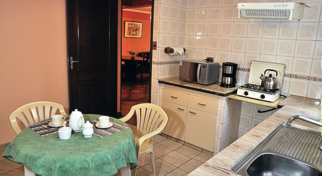 Апартаменты c 1 комнатой с балконом Apart Hotel Violettas