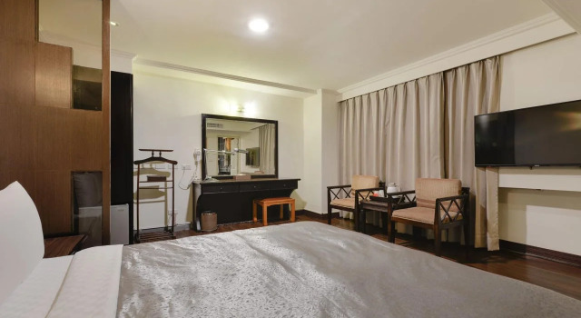 Kaja Hotel