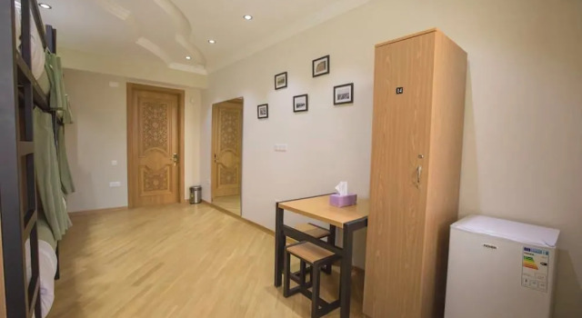 The Royal Spinel Hostel, Varaa Hostelli Baku Azerbaidžan