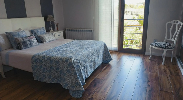 Apartamento Casa A Braña, Забронировать Апартаменты/квартира Отели O Grove Peninsula с парковкой, Парковка