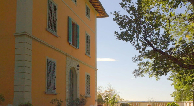 A part of a beautiful mansion with view of the Chianti Classico hills, Забронировать Отель Отели Кьянти 3 звезды, 3*