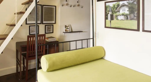 Студия с балконом Baan Luang Rajamaitri Historic Inn