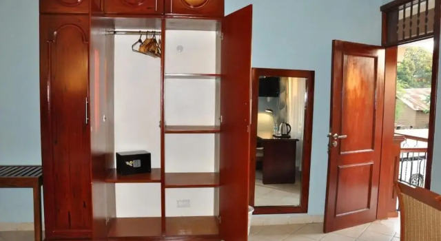 Suite Pg'S Home Arusha