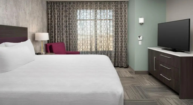 Шестиместный люкс Home2 Suites by Hilton Denver Central Park