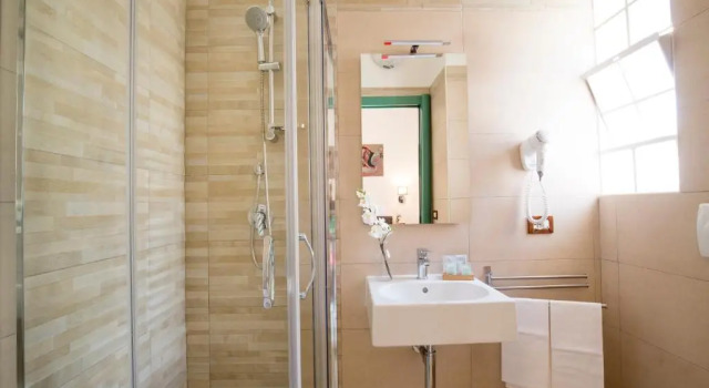 Standard- dobbelt værelse med altan med havudsigt B&B Teta