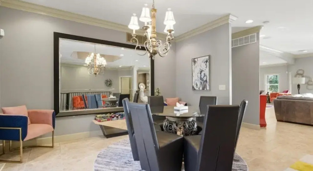 Коттедж Luxury Lakefront Escape w/ Heated Pool, Hot Tub & Theater