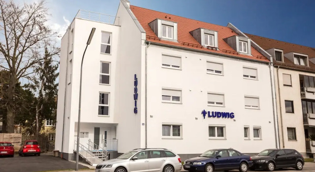 Hotel Ludwig, Reserva ahora Hotel Moosach Múnich