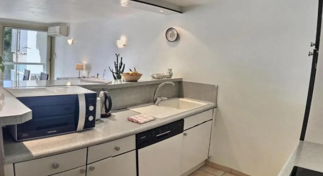 Apartment 2 bedroom, Bijou Plage, Cannes Croisette