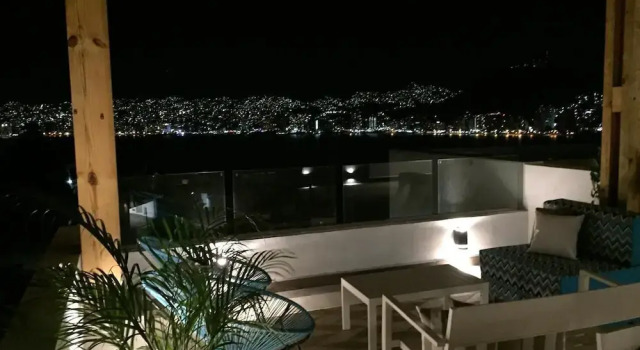 LUXO Villa Acapulco Zona Brisas Guitarrón