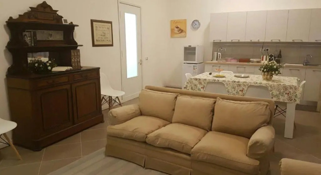 B&B Piazza Dante Nuoro, Buchen Sie Bed & Breakfast Nuoro Barbagia