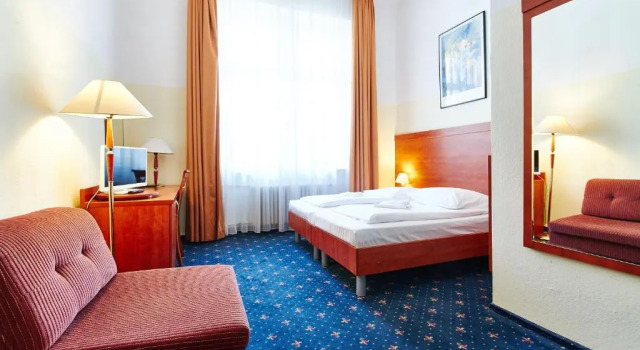 Трёхместный номер Hotel Europa City