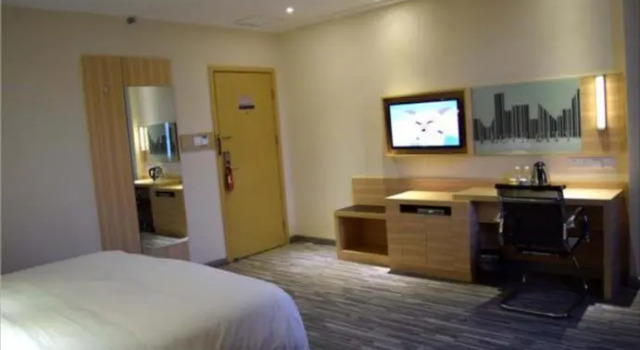 City Comfort Inn Wuhan Dazhi Road Light Rail Station