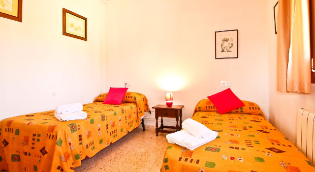 Can Alfaro - Three Bedroom
