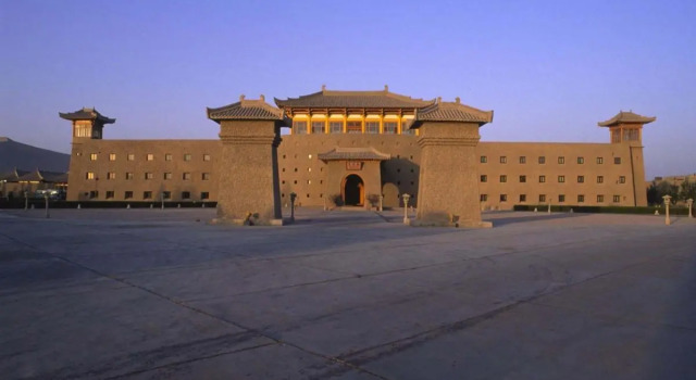 Двухместный люкс The Silk Road Dunhuang Hotel