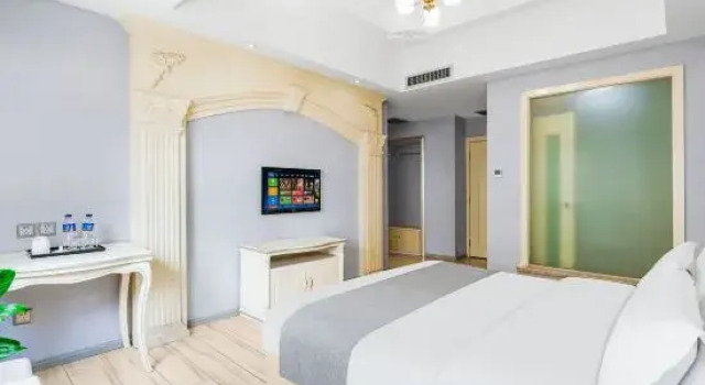 Люкс Deluxe Kunming Baolilai Hotel Changshui Airport Branch