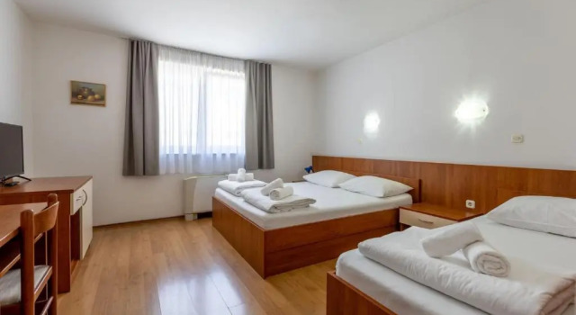 Трёхместный номер Hotel Porto