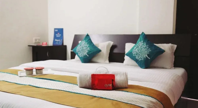 Oyo Apartments Aundh, Забронировать Апартаменты/квартира Отели Aundh с парковкой, Парковка