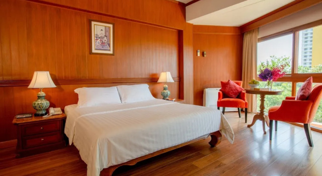 Люкс Sailom Hotel Hua Hin - SHA Extra Plus