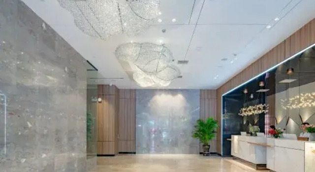 Manhattan Hotel Guilin North Railway Station Flagship Store