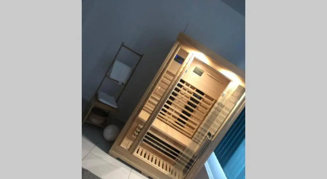 Stadtsuite mit Sauna in Wiener Neustadt 135 m2, Book Hotel Wiener Neustadt 