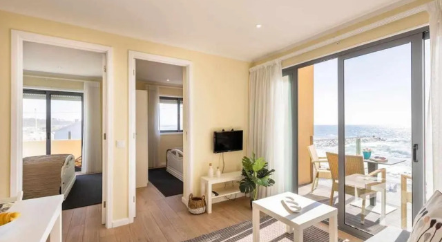 Апартаменты с 2 комнатами с видом на море Vista Mare Beach Apartments by Porto City Hosts